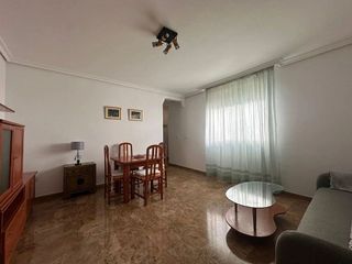 Piso en alquiler en Ciudad Jardín - Zoco en Córdoba