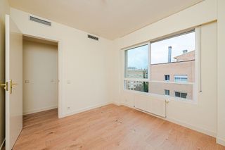 Piso en alquiler en Piovera - Conde Orgaz en Madrid