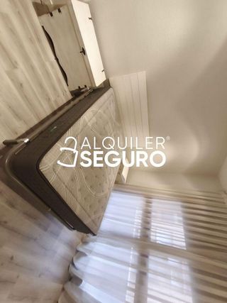 Piso en alquiler en Universidad San Francisco en Zaragoza