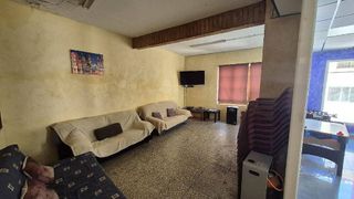 Local comercial en venta en Villena