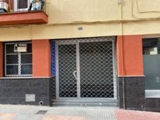 Local comercial en venta en Villena