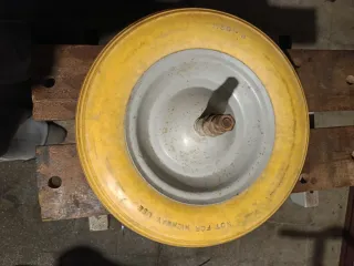 Ruota piena per carriola 3.50-8