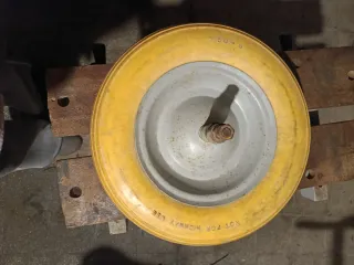 Ruota piena per carriola 3.50-8