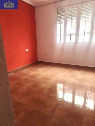 Piso en alquiler en Ciudad Jardín - Zoco en Córdoba