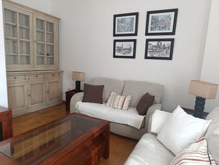 Piso en alquiler en El Ejido - La Merced - La Victoria en Málaga