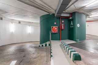 Garaje en alquiler en Les Tres Torres en Barcelona