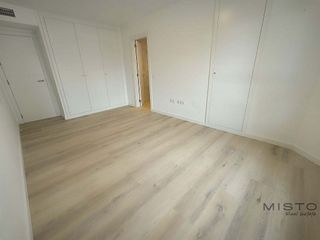 Piso en alquiler en Nueva Andalucía centro en Marbella