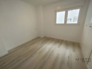 Piso en alquiler en Nueva Andalucía centro en Marbella