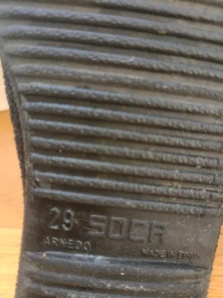 Zapatos regionales negros talla 29