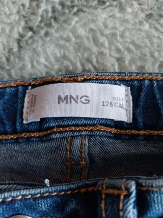 Pantalón vaquero niña campana