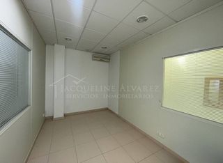 Local comercial en venta en Calle Pinto-San Roque en Parla