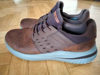 Zapatos deportivos Skechers Talla 41 Zapatillas