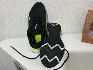 Zapatillas Adidas Cloudfoam Negras y Verdes nike