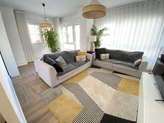 Piso en alquiler en Hospital - Parque sur en Albacete