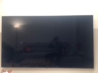 TV LG 75 pantalla rota