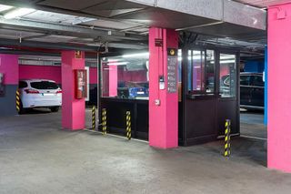 Garaje en alquiler en Les Corts en Barcelona