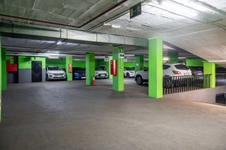 Garaje en alquiler en Les Corts en Barcelona