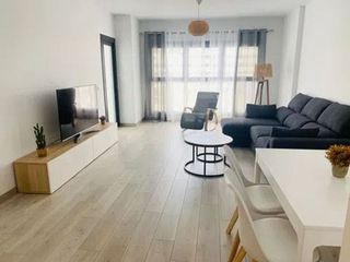 Piso en alquiler en Zona Norte en Estepona