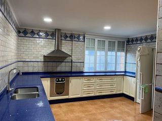 Piso en alquiler en Ciudad Jardín - Zoco en Córdoba