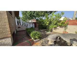 Casa adosada en venta en Marianistas - AVE en Ciudad Real