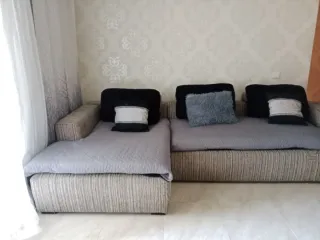 Sofá cacholo de tres plazas buen estado