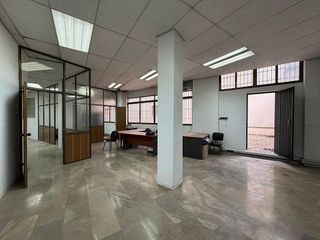 Oficina en alquiler en Centro - Sagrario en Granada