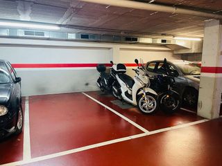 Garaje en alquiler en La Torrassa en Hospitalet de Llobregat, L´