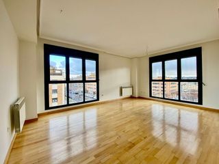Piso en alquiler en Montecarmelo en Madrid