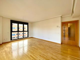 Piso en alquiler en Montecarmelo en Madrid