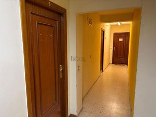 Oficina en venta en Zona Teatro Campoamor en Oviedo