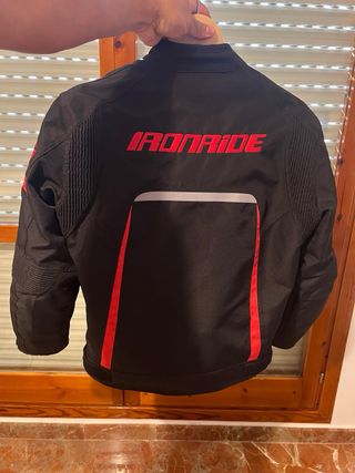 Chaqueta y Guantes Moto Iron Ride