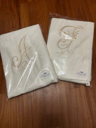 Coppia Asciugamani Personalizzati A F