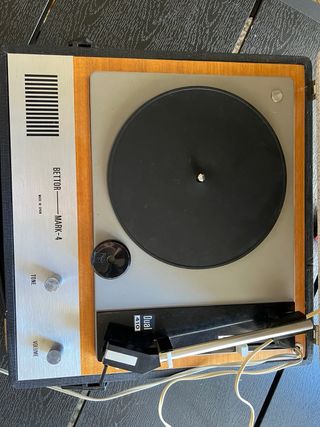 Tocadiscos Dual 410 Bettor