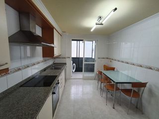 Piso en alquiler en La Seca - Los Salgueriños en Pontevedra