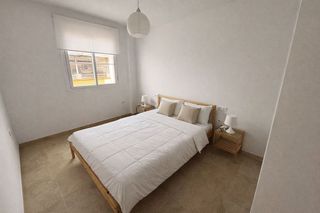 Piso en alquiler en Parque Victoria Eugenia en Málaga