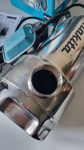 Makita PF0610 Pompa Sommersa Acque scure-chiare