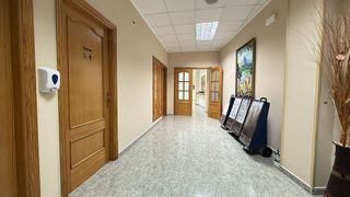 Local comercial en venta en Carcaixent