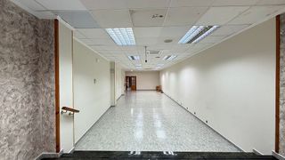 Local comercial en venta en Carcaixent