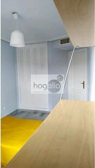 Piso en alquiler en Palacio de Congresos - Urbadiez - Entrepuentes en Sevilla