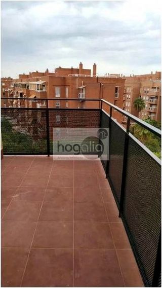 Piso en alquiler en Palacio de Congresos - Urbadiez - Entrepuentes en Sevilla