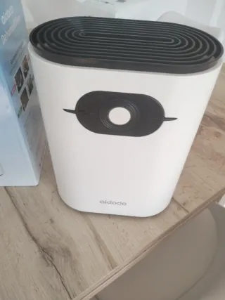 Deshumidificador Aidodo Blanco y Negro