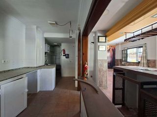 Local comercial en venta en Poniente-Faro en Vélez-Málaga