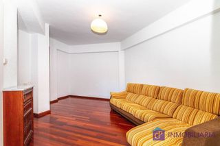 Piso en alquiler en Paseo Constitución - Las Damas en Zaragoza