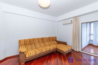 Piso en alquiler en Paseo Constitución - Las Damas en Zaragoza