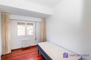 Piso en alquiler en Paseo Constitución - Las Damas en Zaragoza