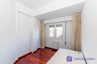 Piso en alquiler en Paseo Constitución - Las Damas en Zaragoza