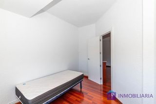 Piso en alquiler en Paseo Constitución - Las Damas en Zaragoza