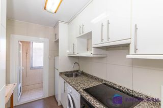 Piso en alquiler en Paseo Constitución - Las Damas en Zaragoza