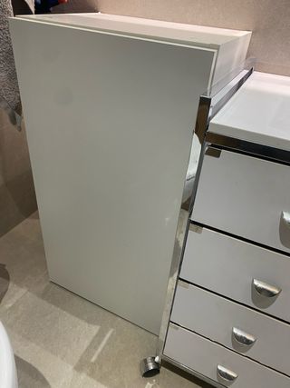 Mueble auxiliar blanco Ikea