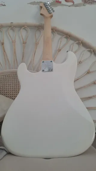 Squier Fender decal